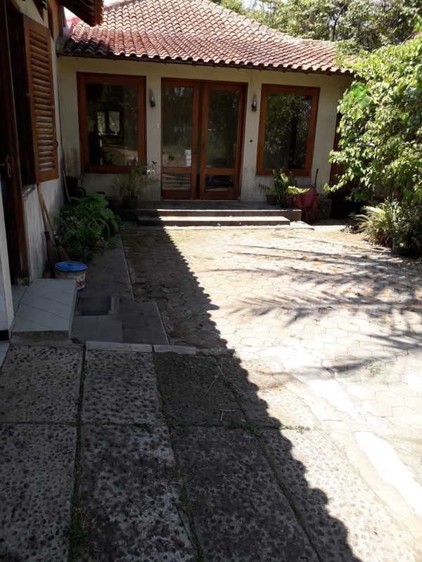 TANAH 11.800 METER BONUS BANGUNAN KLASIK, KUTOARJO, PURWOREJO