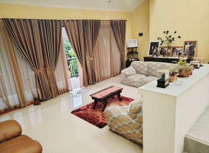 RUMAH MEWAH LUAS DI NGEMPLAK SLEMAN