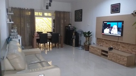 Rumah Nyaman & Lokasi Strategis di Menteng Dalam, Jakarta Selatan