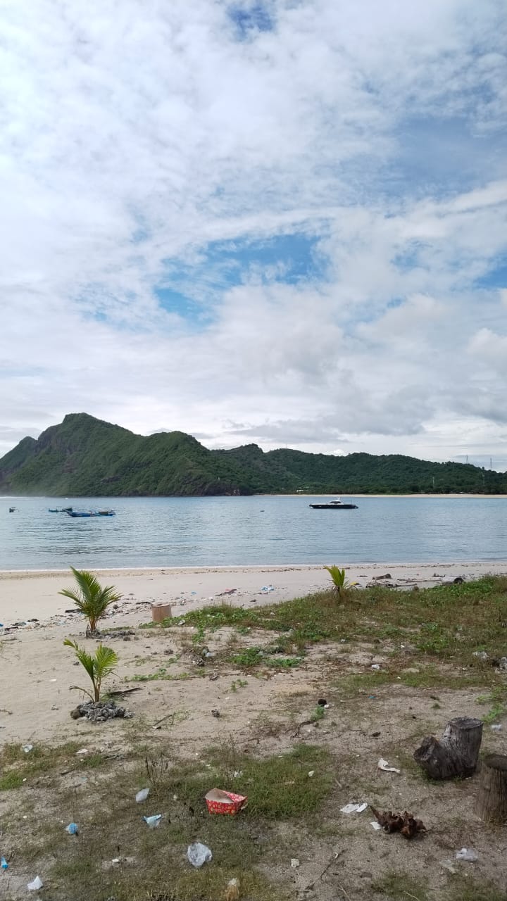 For Sale Prime Beachfront Land, Maluk Beach Sumbawa, Ocean Views