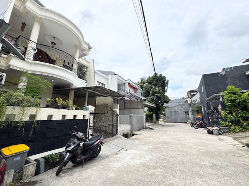 Rumah Jl Pemancingan, Srengseng, Kembangan