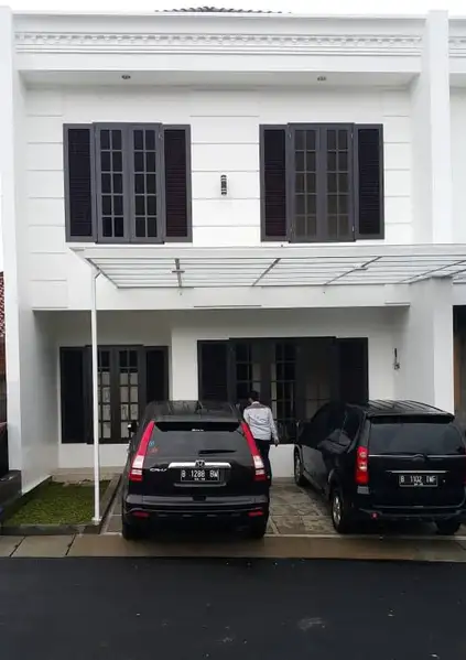 DIJUAL CEPAT - RUMAH BARU MODERN TOWNHOUSE LEBAK BULUS