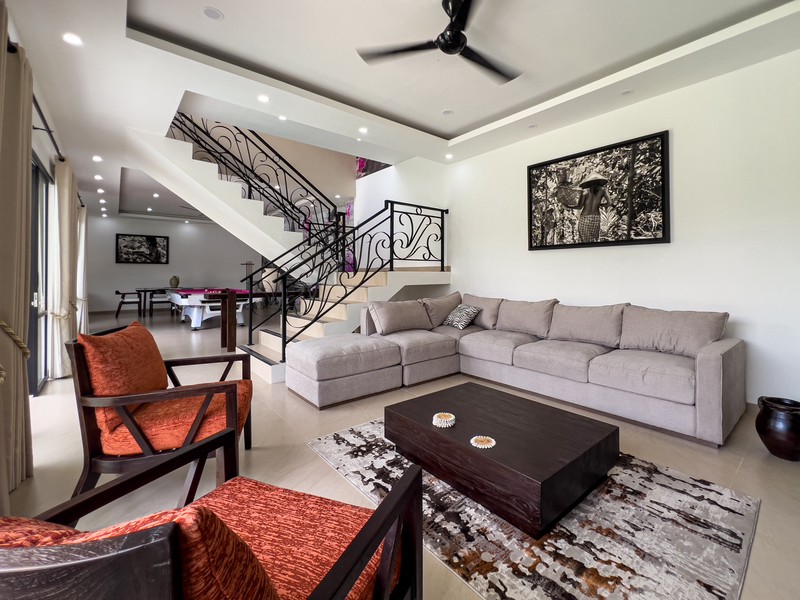 Leasehold - Modern 3 Bedroom Villa for Sale in Prime Seminyak - Bali