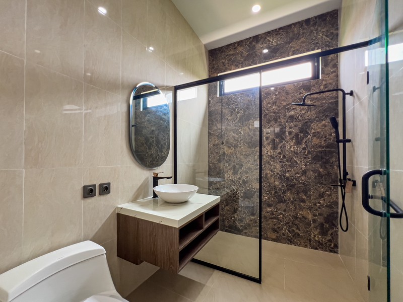 Leasehold - Modern 3 Bedroom Villa for Sale in Prime Seminyak - Bali