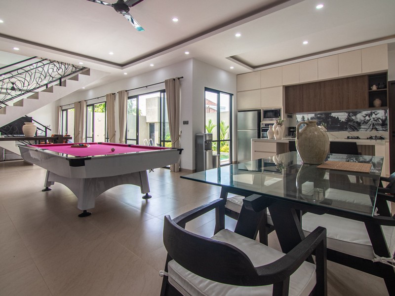 Leasehold - Modern 3 Bedroom Villa for Sale in Prime Seminyak - Bali