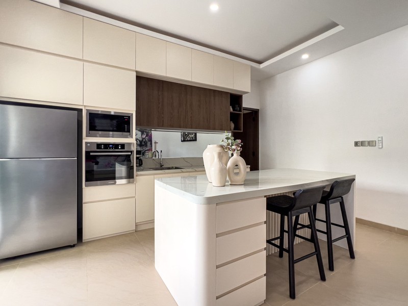 Leasehold - Modern 3 Bedroom Villa for Sale in Prime Seminyak - Bali