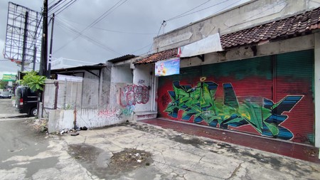 Dijual Tanah 303 Meter Persegi Strategis Bonus Bangunan di Pinggir Jalan Ringroad Utara, Condongcatur, Depok, Sleman
