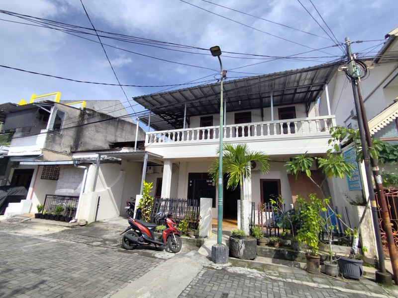 Disewakan Rumah 12 Kamar Tidur Cock Untuk Kost, Dekat Sekolah Mutiara Persada, Tegalrejo, Yogyakarta