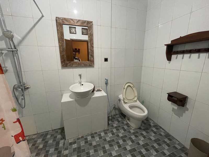 Disewakan Rumah Luas 1500 Meter Persegi, Cocok Untuk Guesthouse Dengan Parkir Yang Luas di Wedomartani, Ngemplak, Sleman