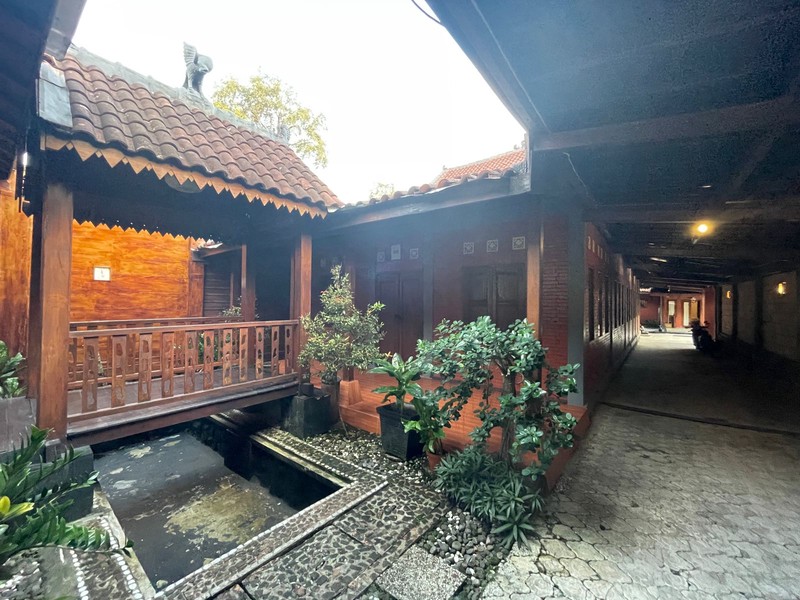 Disewakan Rumah Luas 1500 Meter Persegi, Cocok Untuk Guesthouse Dengan Parkir Yang Luas di Wedomartani, Ngemplak, Sleman