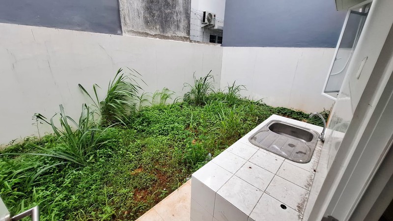 Rumah Sewa Semi Furnished di Komplek Fasilitas Lengkap & Eksklusif Cinere