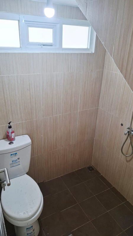 Rumah Sewa Semi Furnished di Komplek Fasilitas Lengkap & Eksklusif Cinere