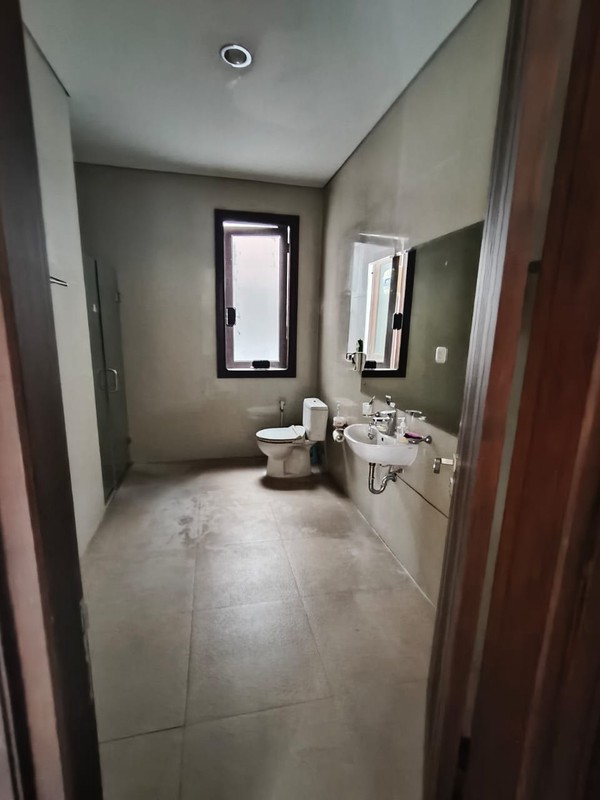 Dijual Rumah Luxury 2 Lantai - Dharmahusada Mas Surabaya