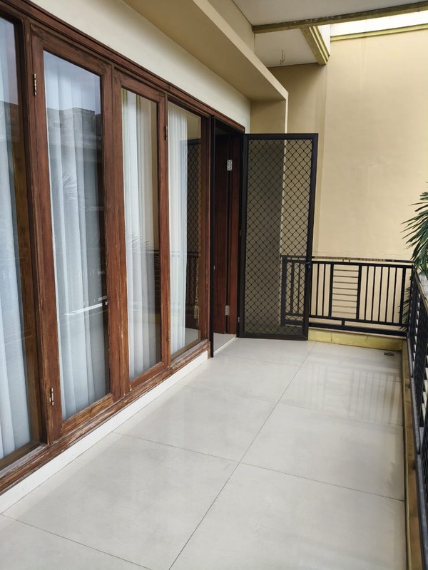 Dijual Rumah Luxury 2 Lantai - Dharmahusada Mas Surabaya
