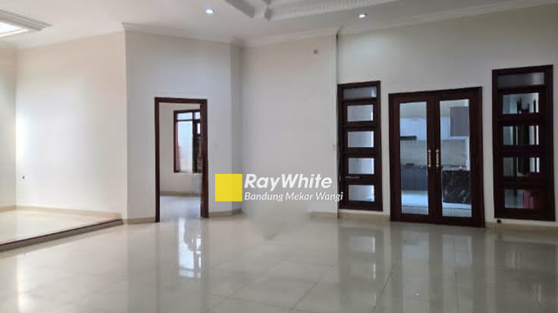 Rumah Cantik Singgasana Pradana Bandung