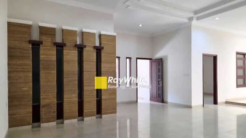 Rumah Cantik Singgasana Pradana Bandung