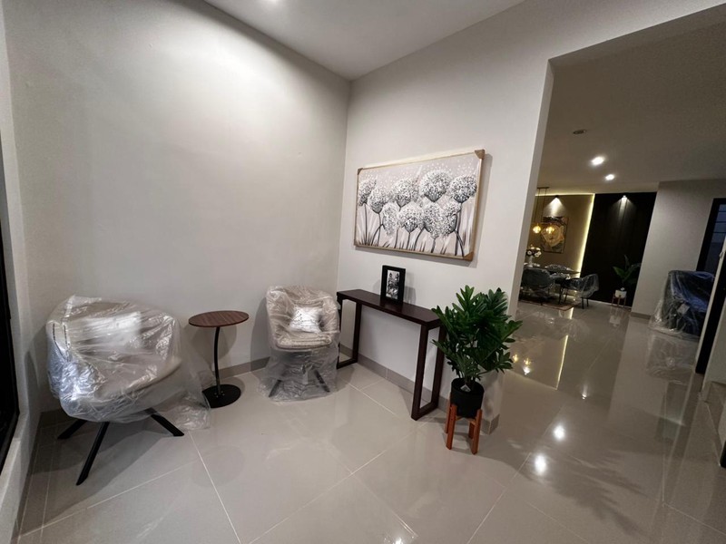 Dijual Rumah EXCLUSIVE LUXURY RESIDENCE - @ Taman Bromo - Lippo Central Karawaci Tangerang