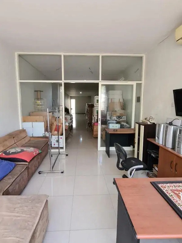 Dijual Ruko Strategis - Jalan Kutai Surabaya