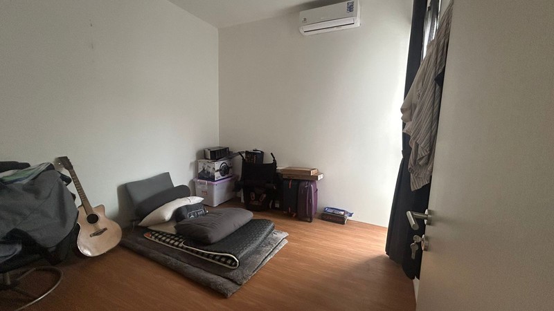 Rumah Minimalis, 3 Lantai, Bagus, Siap Huni di Pondok Cabe