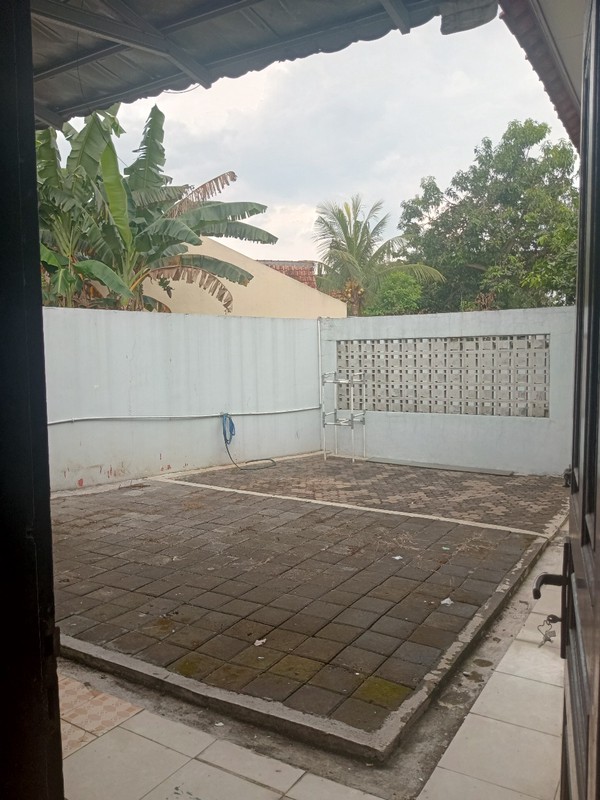 RUMAH CANTIK DAN LUAS DI TAMAN KENARI CIBUBUR