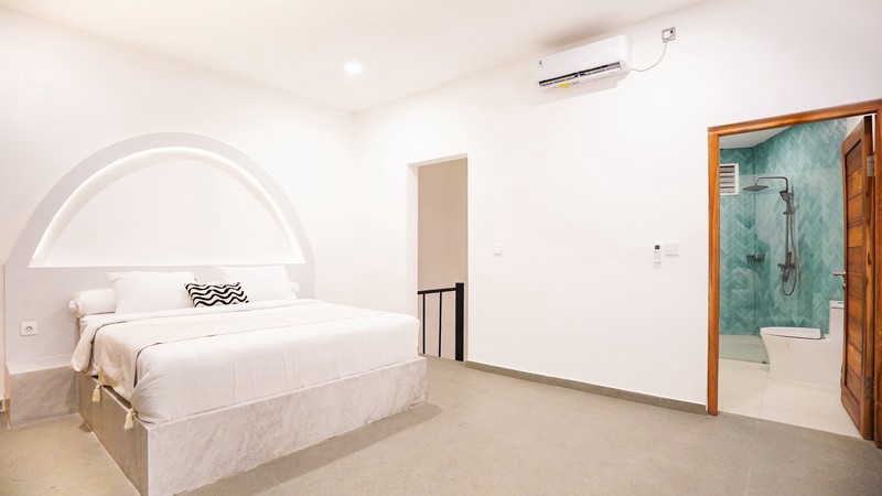 For Sale Leasehold and Freehold  - Brand new  luxury  modern boutique villas  in famous island Nusa Penida 