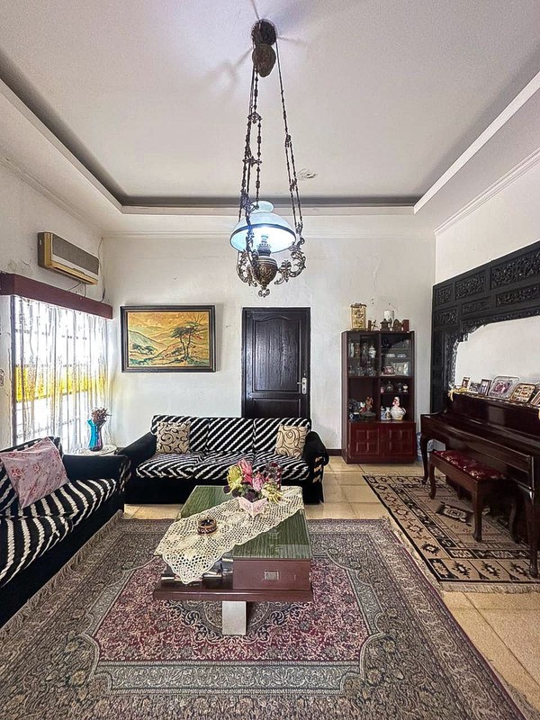 Rumah Cantik Bagus Luas di Cipete, Jakarta Selatan LT 916 m2 LB 450 m2 SHM