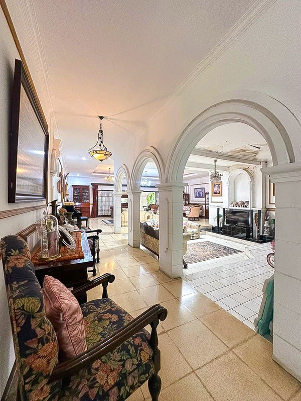 Rumah Cantik Bagus Luas di Cipete, Jakarta Selatan LT 916 m2 LB 450 m2 SHM