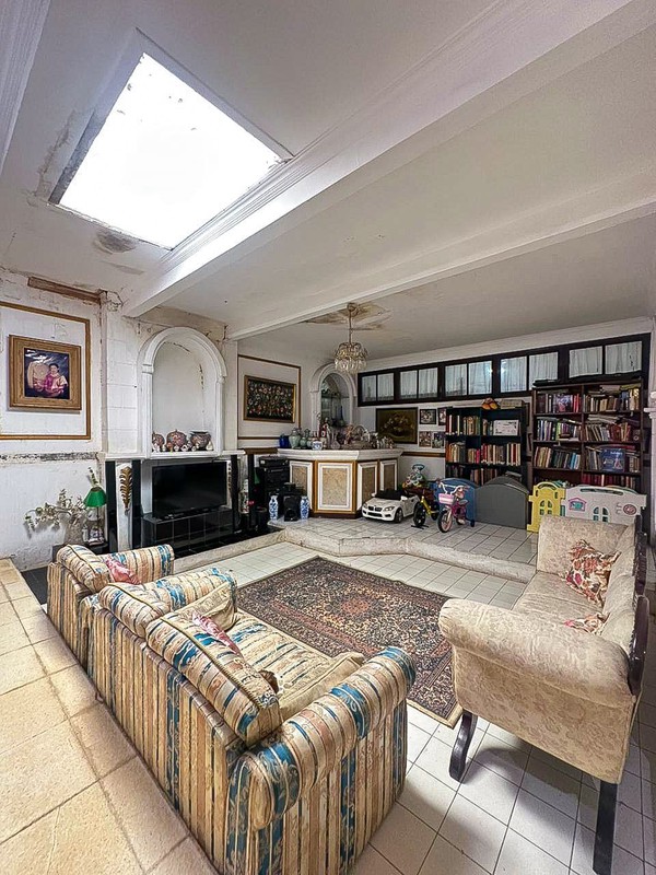 Rumah Cantik Bagus Luas di Cipete, Jakarta Selatan LT 916 m2 LB 450 m2 SHM