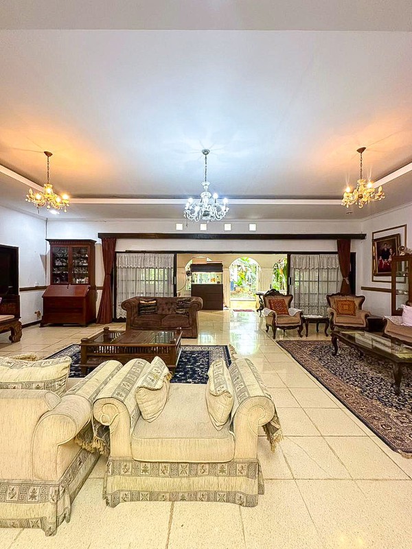 Rumah Cantik Bagus Luas di Cipete, Jakarta Selatan LT 916 m2 LB 450 m2 SHM