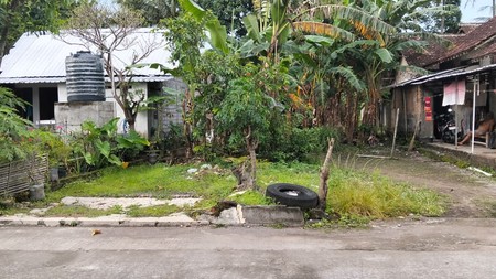 Tanah Pekarangan Luas 975 Meter Persegi Lokasi Strategis di Piyungan Bantul 