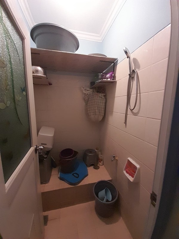 Dijual Apartemen Tipe 3 BR Semi Furnished Di Permata Hijau, Jakarta Selatan