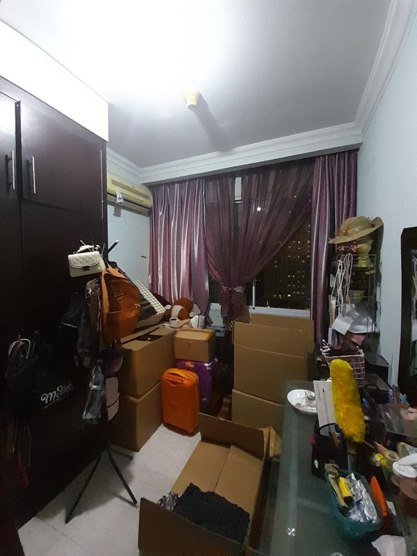 Dijual Apartemen Tipe 3 BR Semi Furnished Di Permata Hijau, Jakarta Selatan