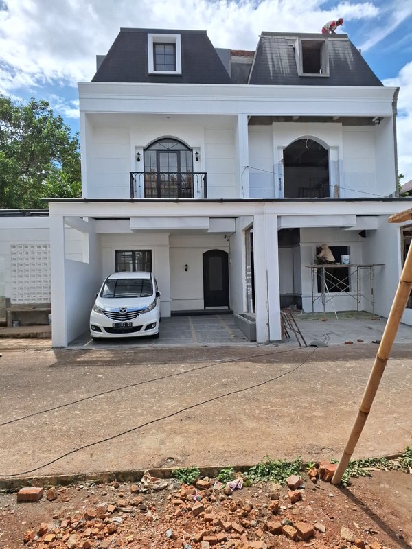 DIJUAL RUMAH BARU DALAM TOWNHOUSE LEBAK BULUS - CILANDAK