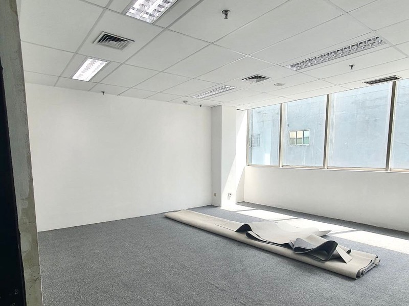 DISEWAKAN! RUANG USAHA DI GRAHA KAPITAL KEMANG JAKARTA SELATAN (UNIT A) 