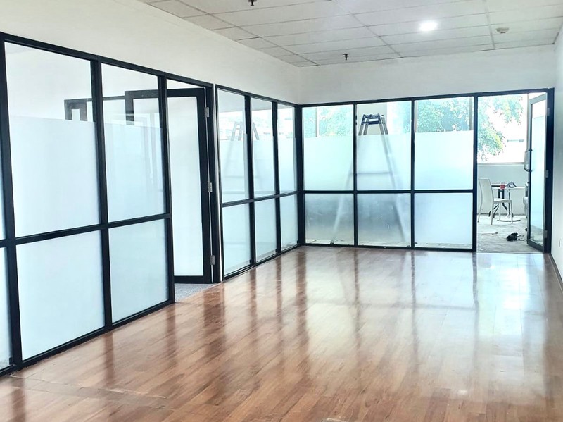 DISEWAKAN! RUANG USAHA DI GRAHA KAPITAL KEMANG JAKARTA SELATAN