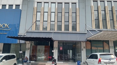 Kota Wisata,  Madison, Baru, Cocok Untuk Kantor, Lokasi Strategis, Nego