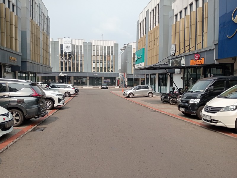 Kota Wisata,  Madison, Baru, Cocok Untuk Kantor, Lokasi Strategis, Nego