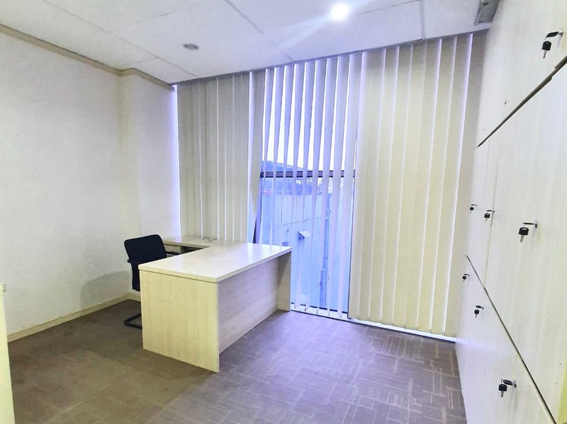 DISEWAKAN! RUANG KANTOR FULL FURNISHED DI GRAHA KAPITAL KEMANG JAKSEL
