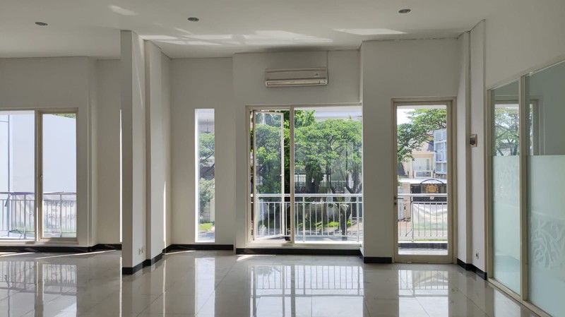 Disewakan area komersial citraland