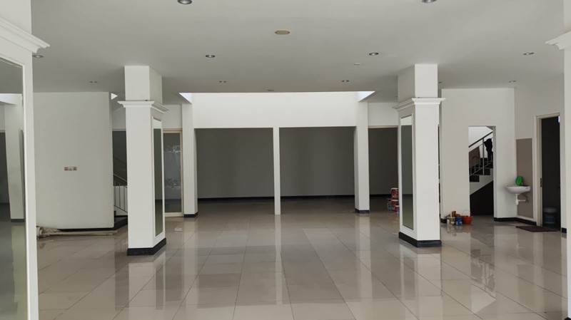 Disewakan area komersial citraland