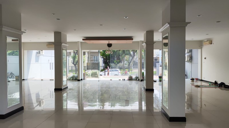 Disewakan area komersial citraland