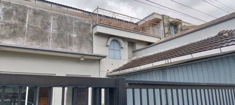 Bangunan Rumah Luas Lokasi Strategis di Baturetno Banguntapan Bantul 