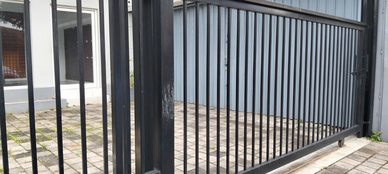 Bangunan Rumah Luas Lokasi Strategis di Baturetno Banguntapan Bantul 