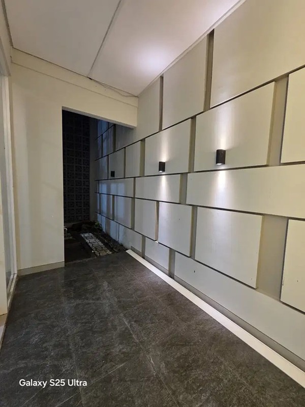  Dijual Rumah Greenlake Citraland - Surabaya Barat