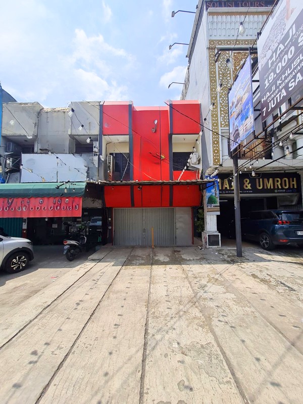 Ruko SHM 2,5 Lantai di Jalan Utama Cinere Raya