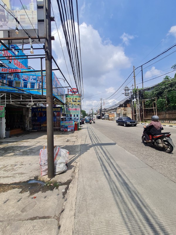 Ruko SHM 2,5 Lantai di Jalan Utama Cinere Raya