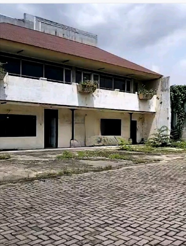 MURAH Rp.10 Jt/m2 Dijual 1800 M2 Gudang Raya Mastrip - Jajar Tunggal - Wiyung Surabaya - Nol Jalan Raya Dekat 2 Gate Pintu Tol, Akses Truk Kontainer