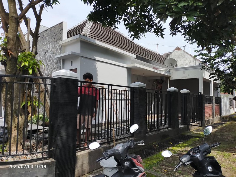Rumah Cantik di Dalam Perum Tajem Lokasi Strategis & Nyaman di Maguwoharjo, Depok, Sleman