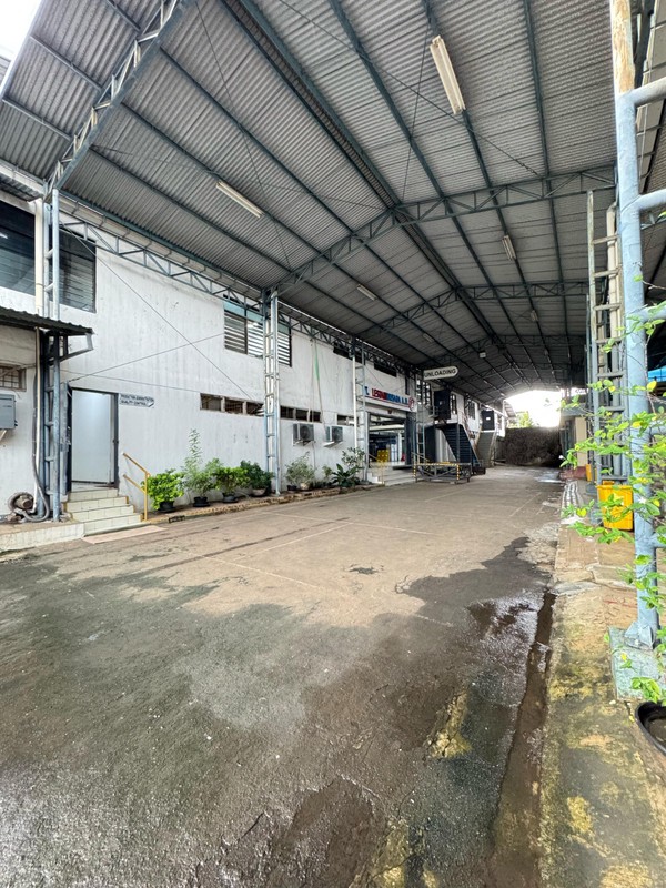 Cirendeu Gudang Siap Pakai Lahan Luas Cocok Pabrik & Logistik