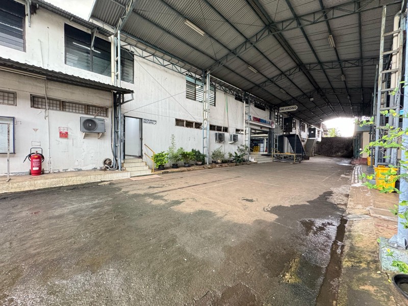 Cirendeu Gudang Siap Pakai Lahan Luas Cocok Pabrik & Logistik